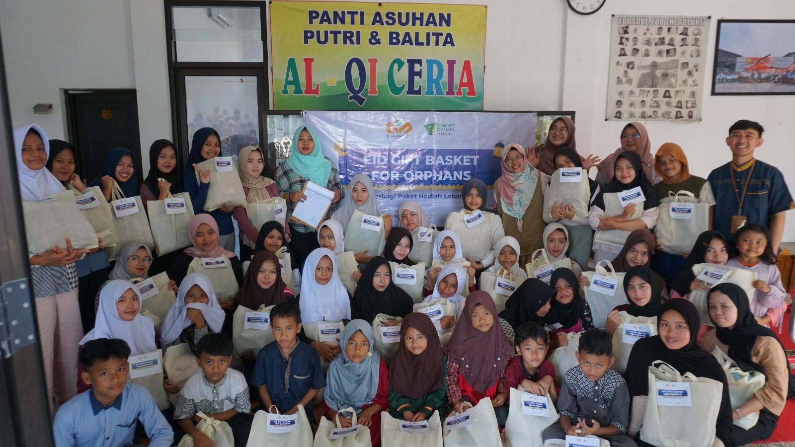 Dompet Dhuafa USA menyalurkan Eid Gift For Orphans di Jabodetabek