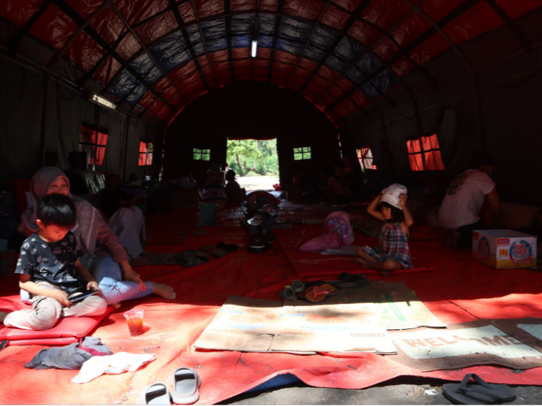 Harap-Harap Cemas keberlangsungan Posko Pengungsi Penyintas Kebakaran Manggarai